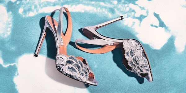 超美品Aquazurra アクアズーラ　ラウンドトゥー　フラットシューズ AQUAZZURA Latour suede sandals | NET-A-PORTER