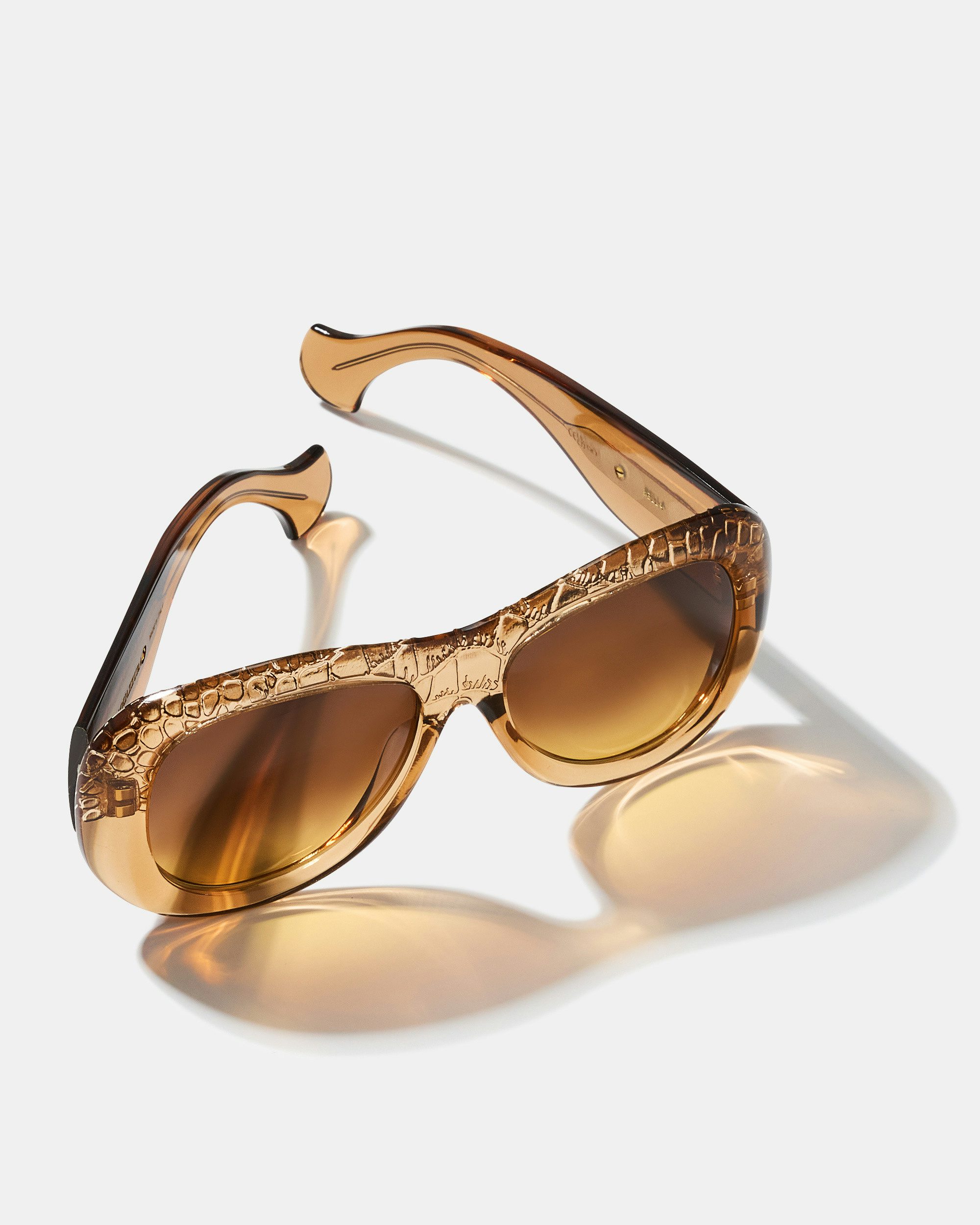 Bella 43 Aquazzura@ Official